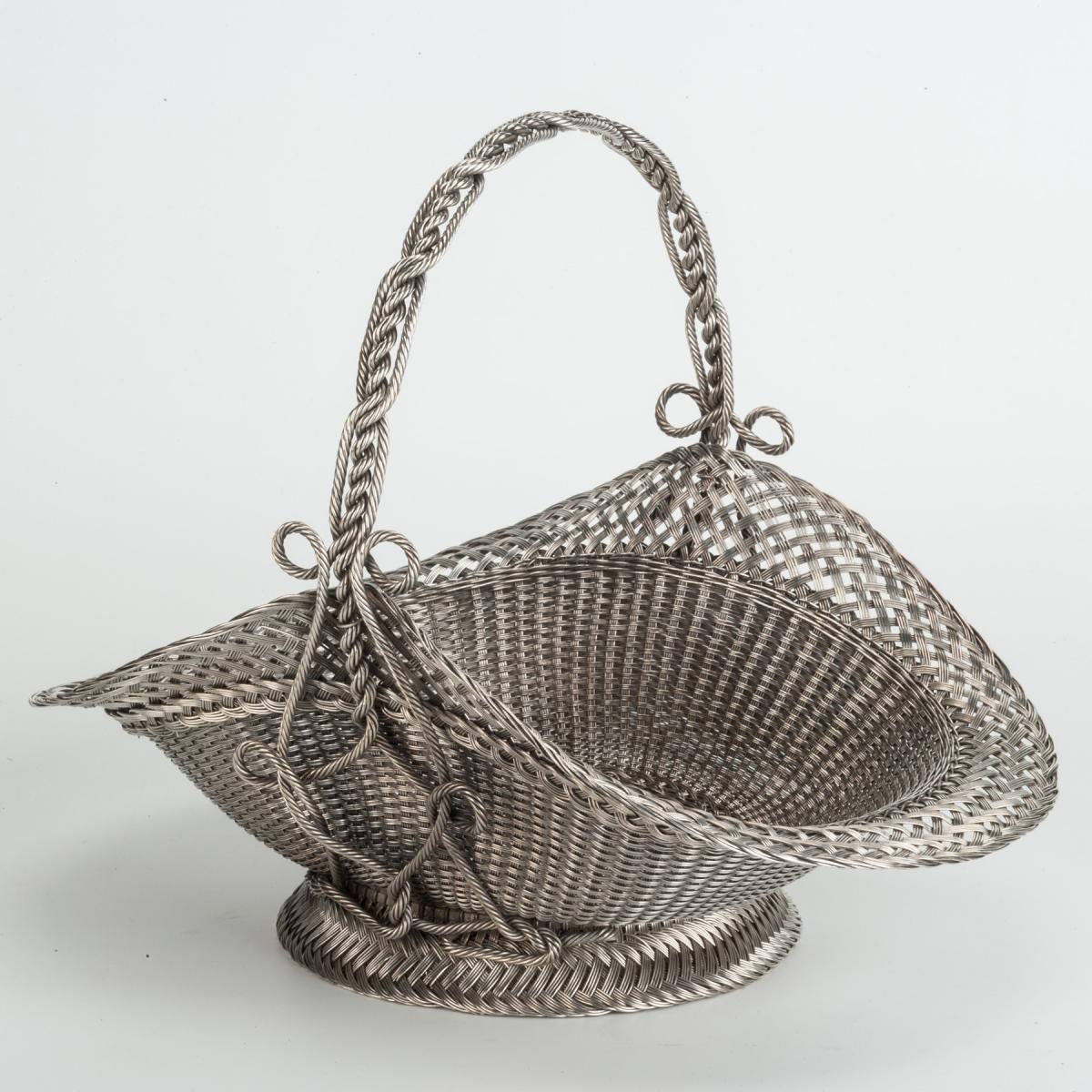 Dutch Sewing Basket