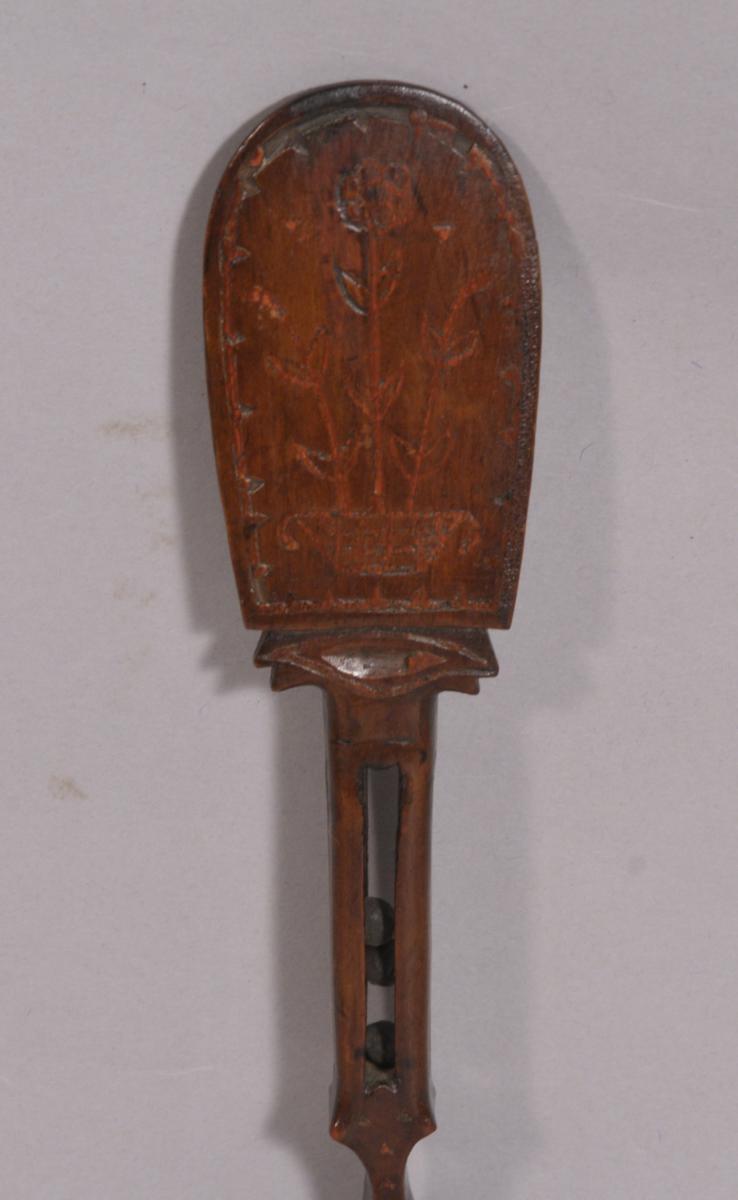 S/3684 Antique Treen 19th Century Fruitwood Love Spoon