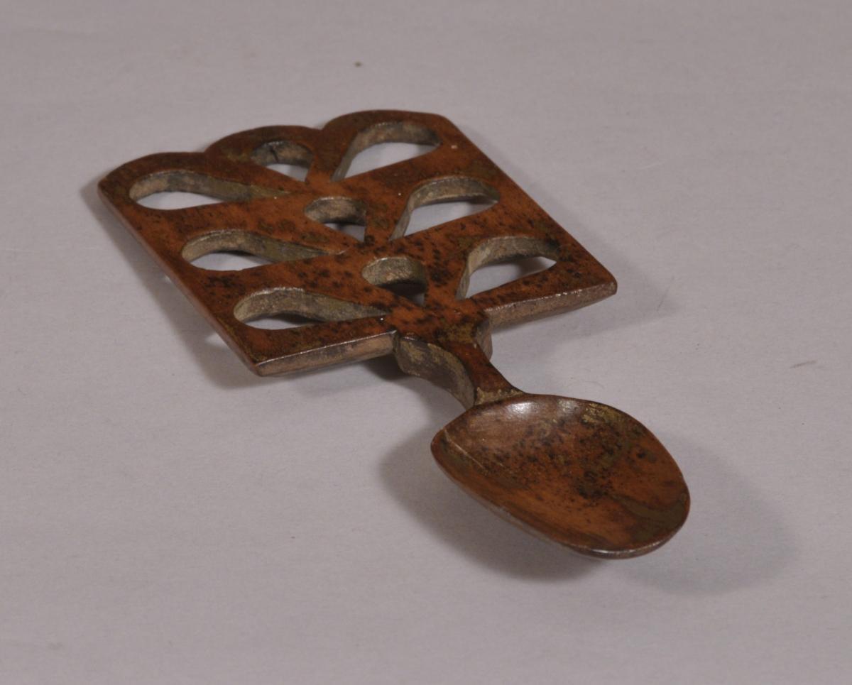 S/3687 Antique Treen 19th Century Flat Handled Love Spoon