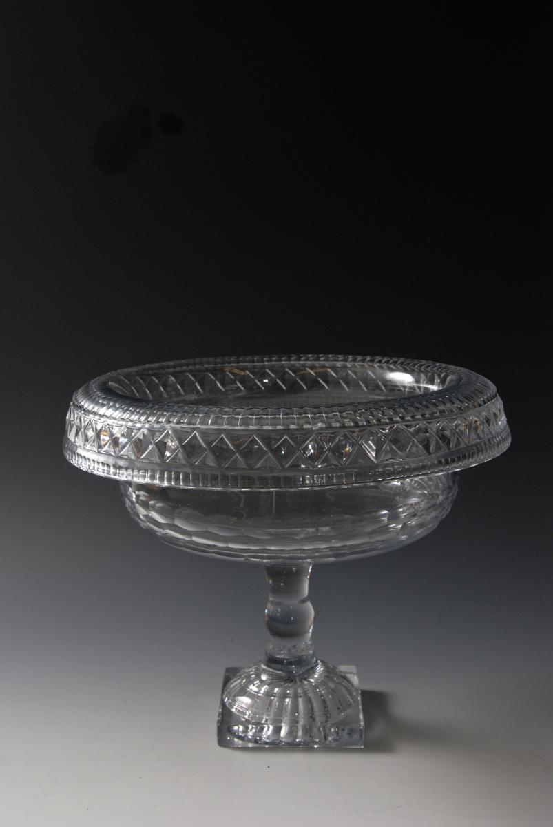 Circular bowl c.1800