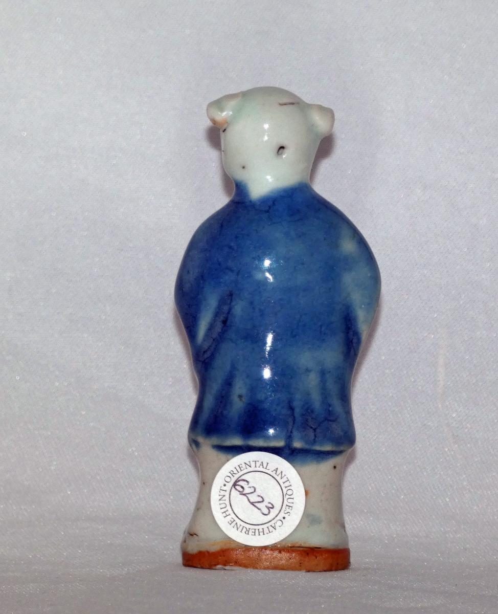 Yongzheng biscuit Porcelain of a Standing Boy