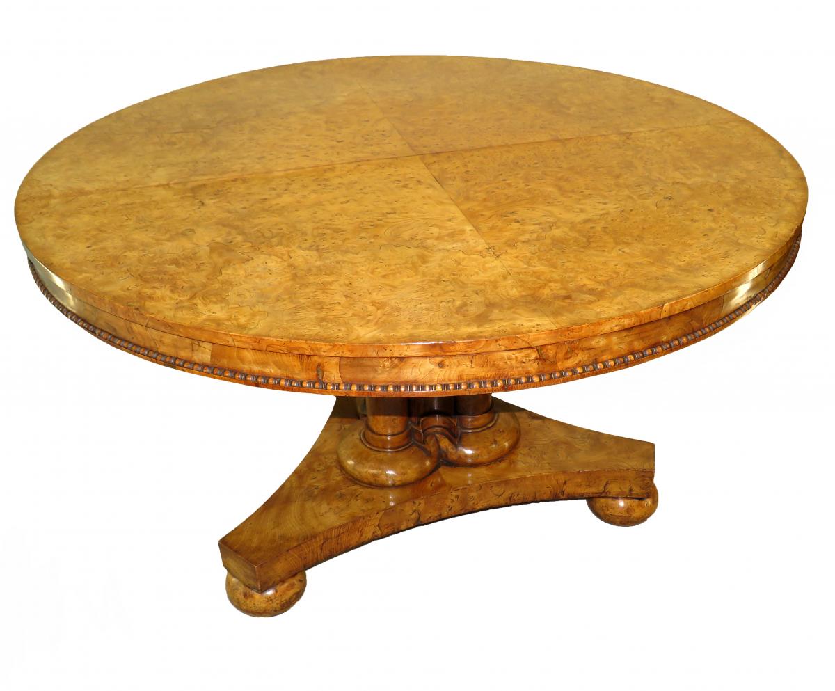 English William IV Burr Elm 19th Century Centre Table 