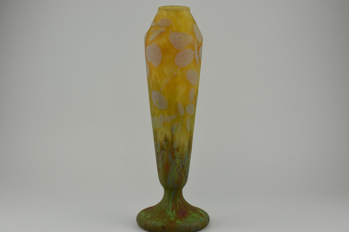 Art Nouveau Daum Monnaies du Pape cameo glass vase