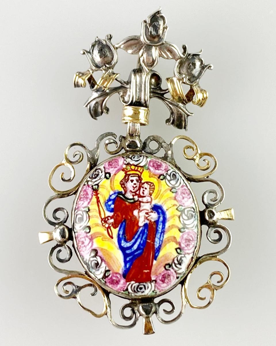 Pendant with enamel miniature of the virgin & child. Spanish, mid 17th century
