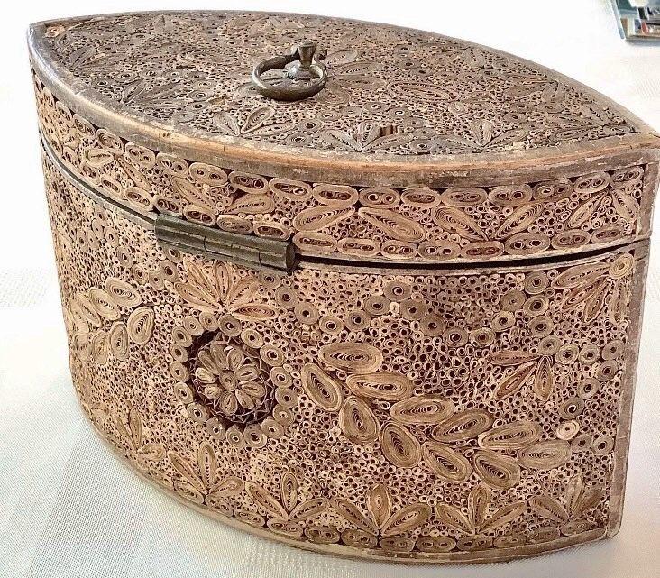 Fine rolled paper tea caddy