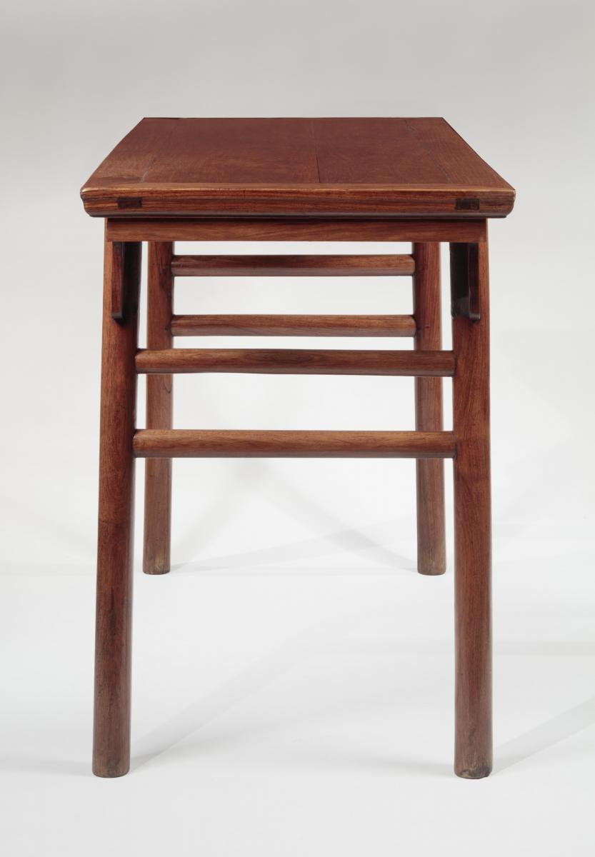 A huanghuali inset leg bridle joint table, Chinese, Late Ming/ early Qing dynasty, 17th century. - side