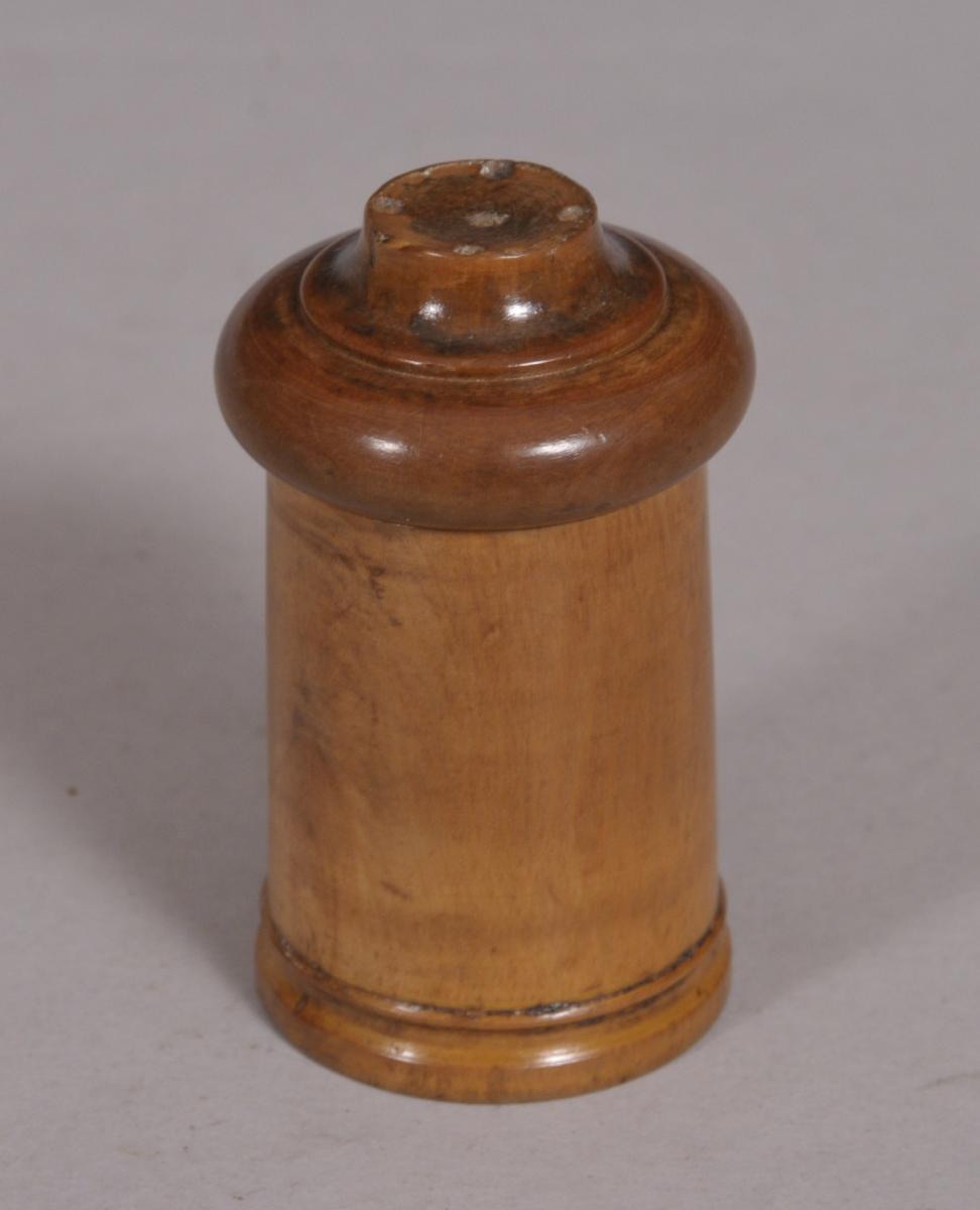 S/4084 Antique Treen 19th Century Boxwood Spice or Condiment Sifter