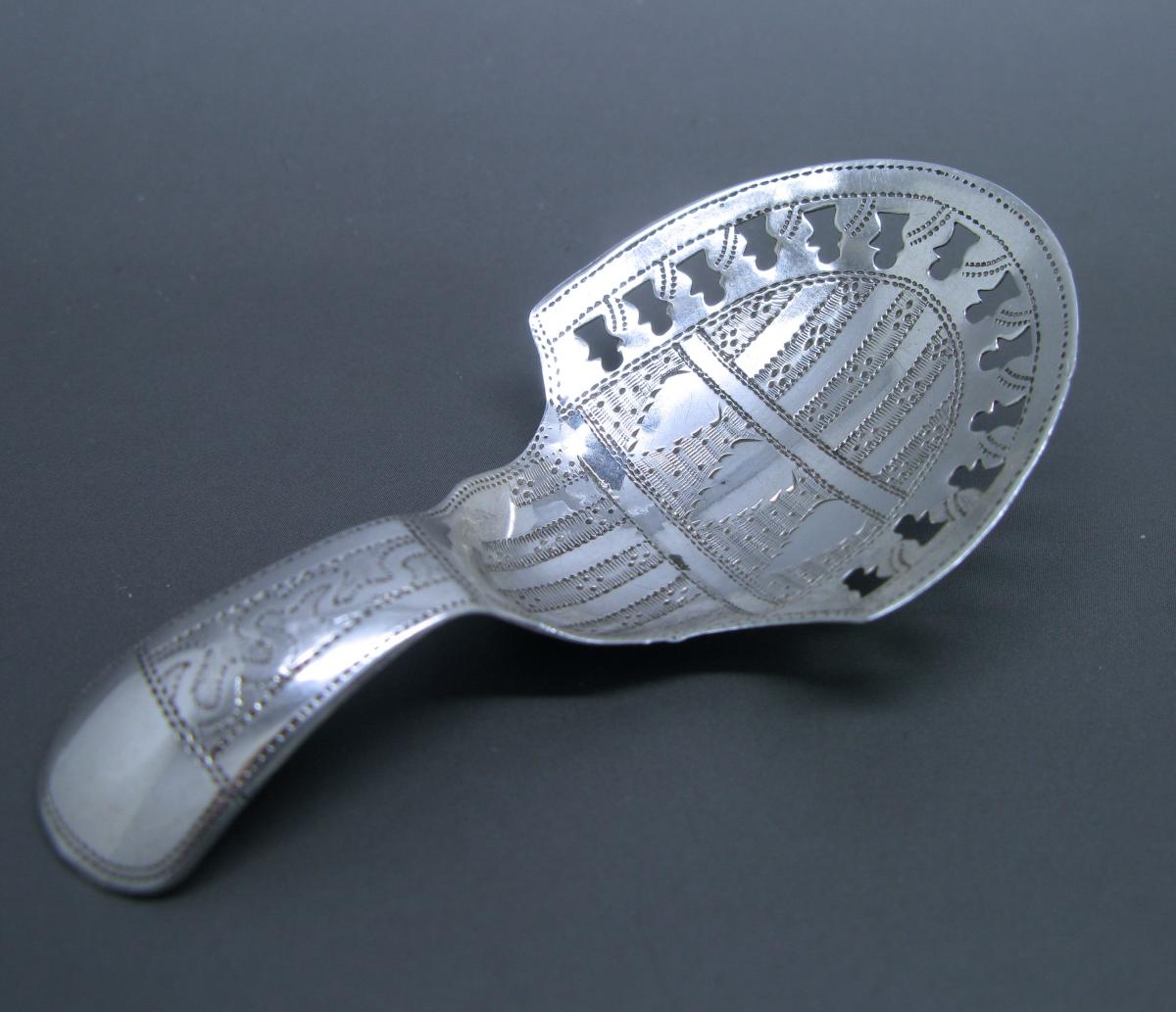 A George III Antique Sterling Silver Caddy Spoon Made by Joseph Taylor 1811