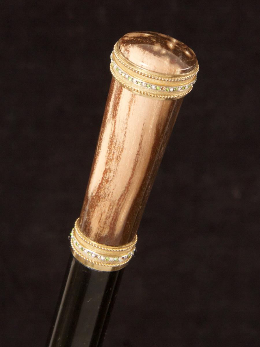 Hardstone-handled cane with silver gilt mounts_d