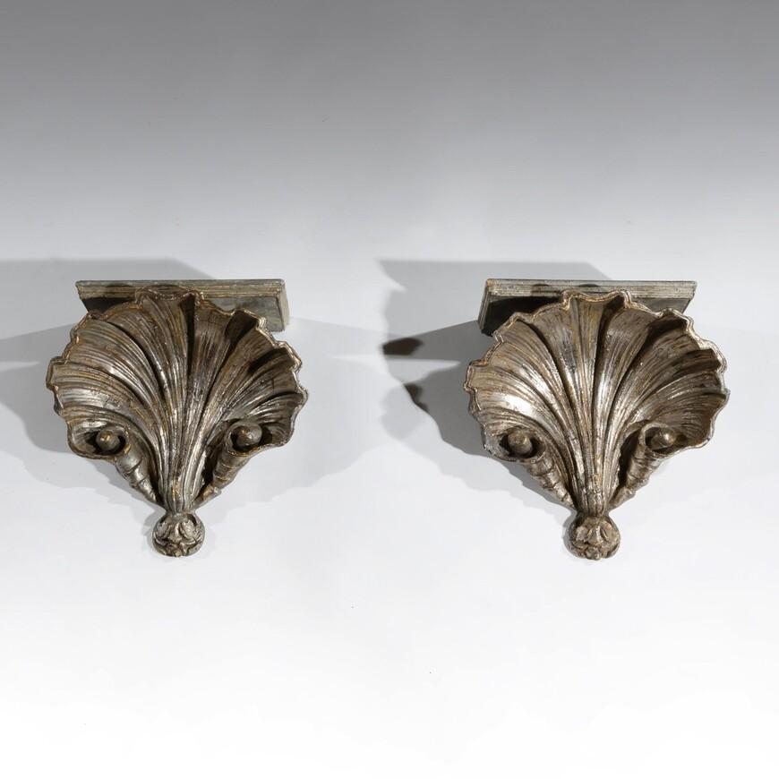 Decorative Pair of Silver Gilt Italian Shell Form Wall Brackets