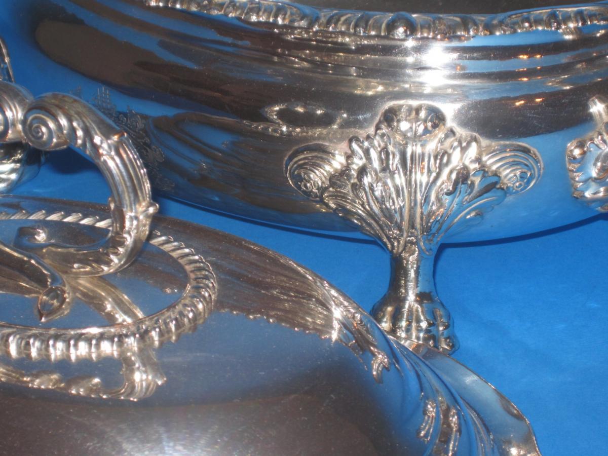Old Sheffield plate Silver Soup tureen, circa 1810