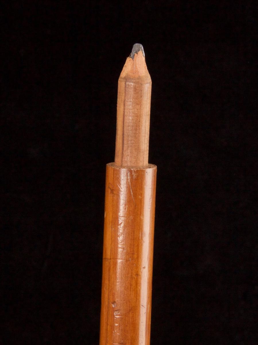 pencil cane with lead core running through the shaft_c