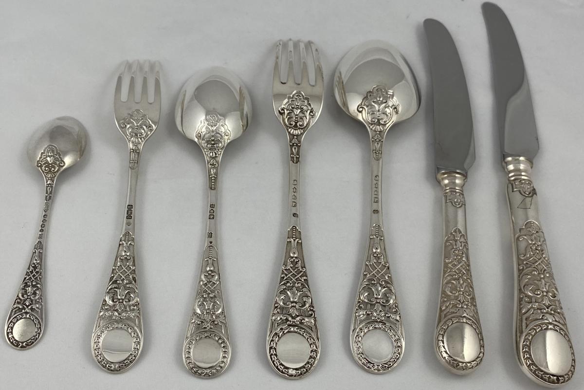 Martin Hall silver Venetian pattern flatware cutlery set service 