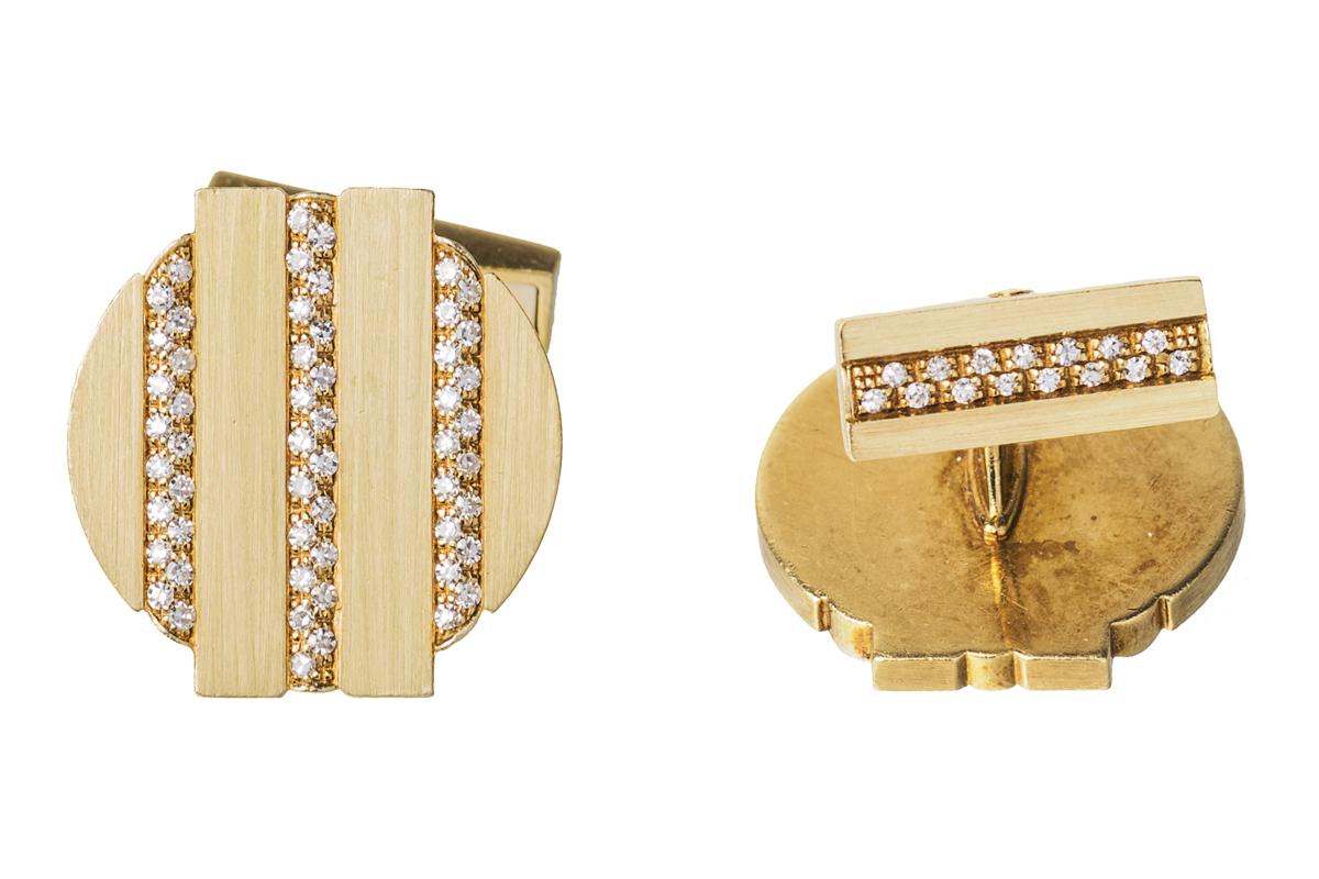 Vintage Cufflinks by Piaget Diamond set 18 Karat Gold, Swiss circa 1975