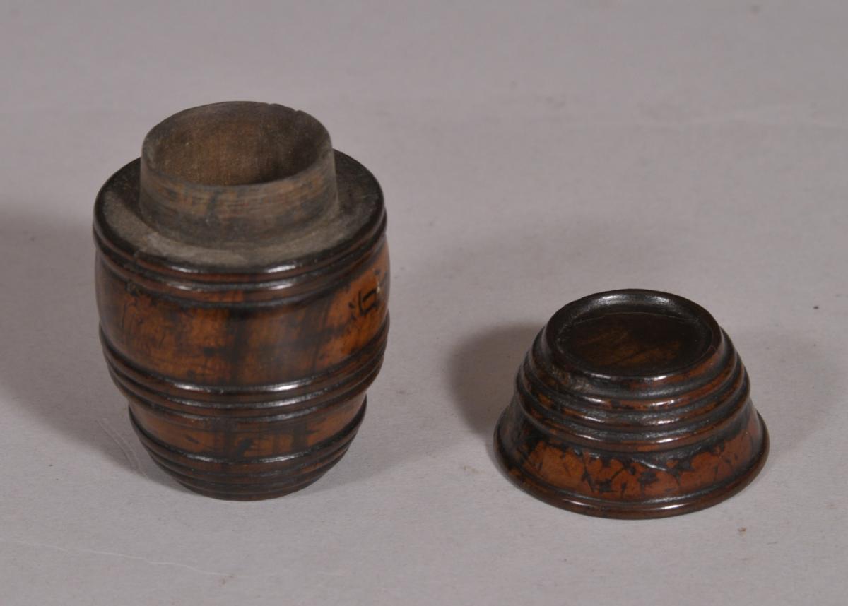 S/4119 Antique Treen 19th Century Olive Wood Match Holder