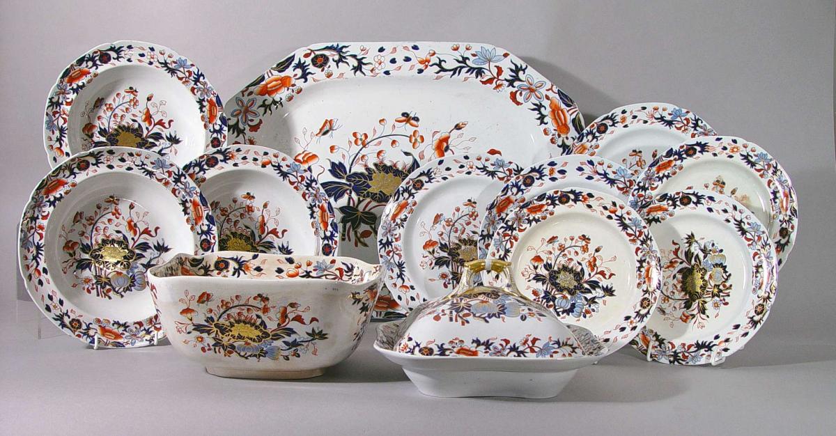 Spode New Stone China Eight Four Piece Dinner Service, Pattern #3504 Circa 1820 