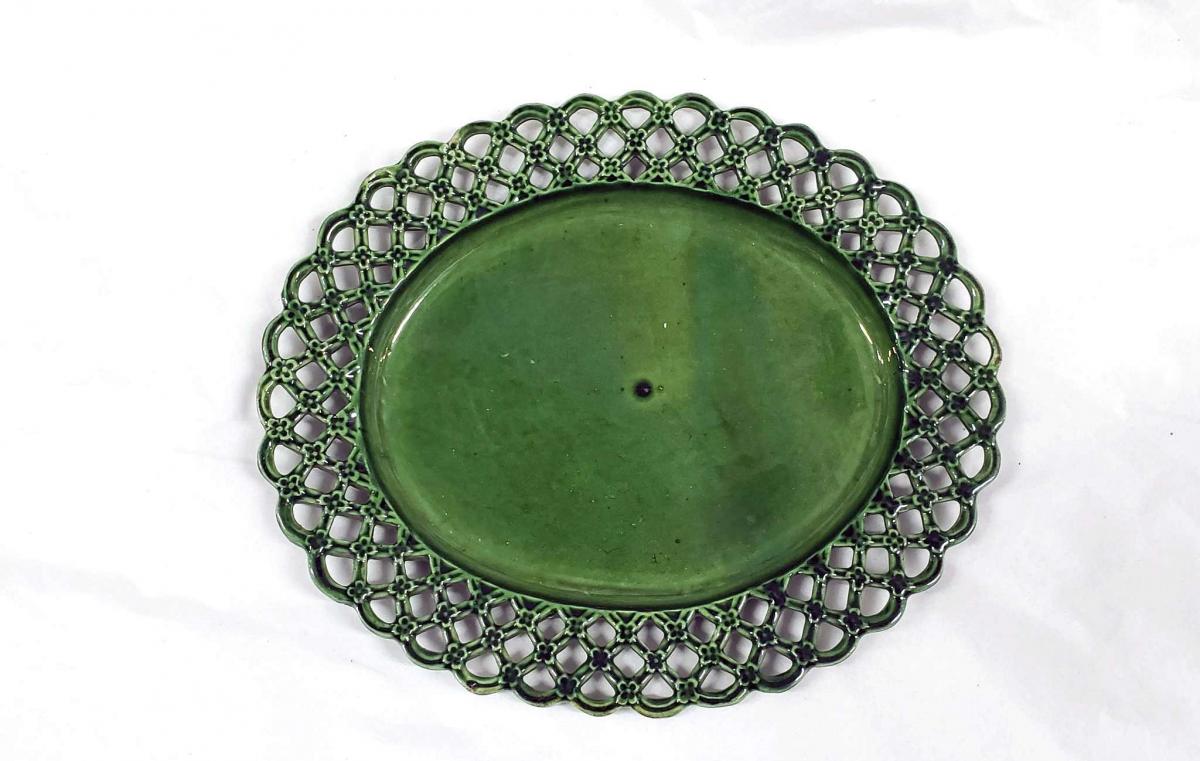 A Green Glazed English Pottery Openwork Dish, Circa 1820 