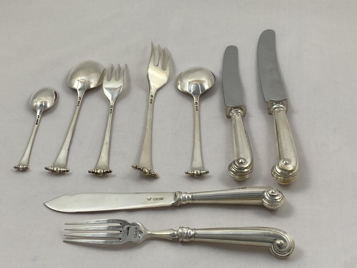Vander onslow pattern silver cutlery 