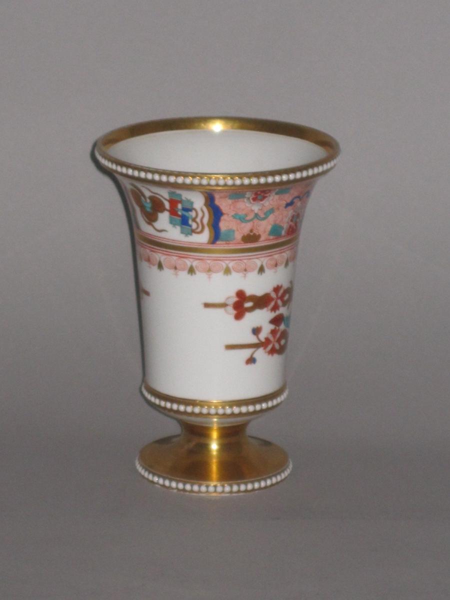 Spode pocelain Imari Trumpet Vase, circa 1815