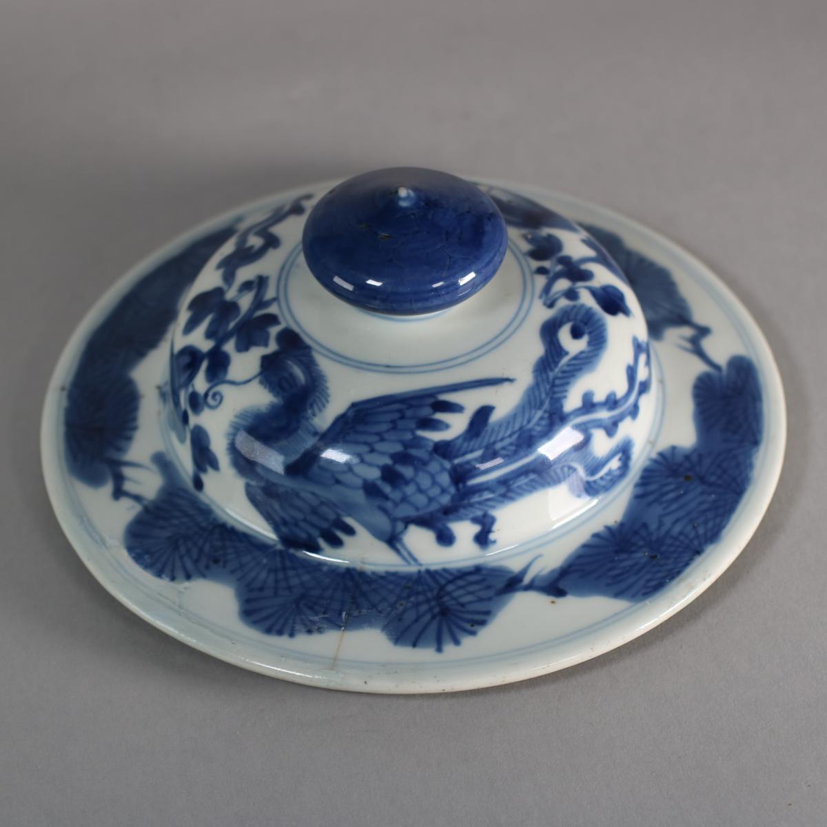 Chinese baluster blue and white jar Kangxi (1662-1722)