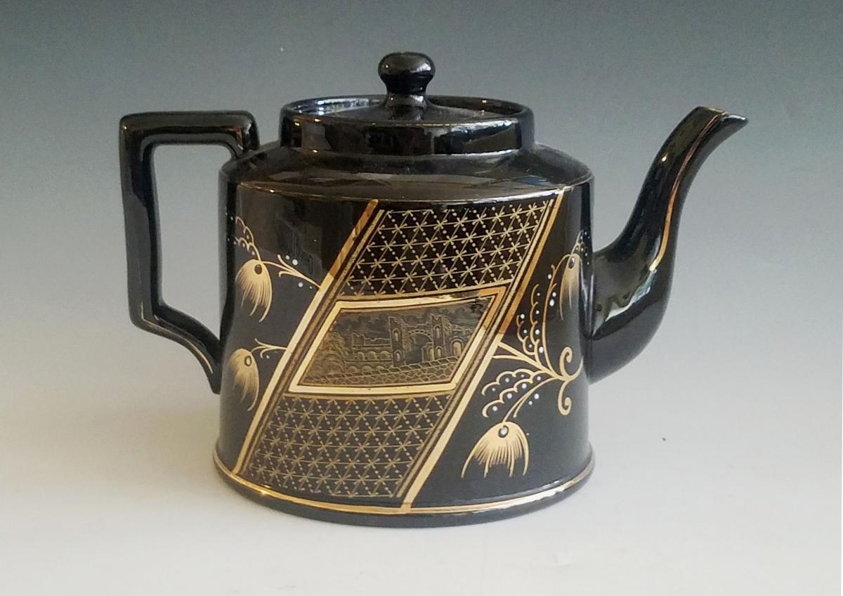Aestheticism Movement Teapot & Cover, Attributed to Dudson, Circa 1885 