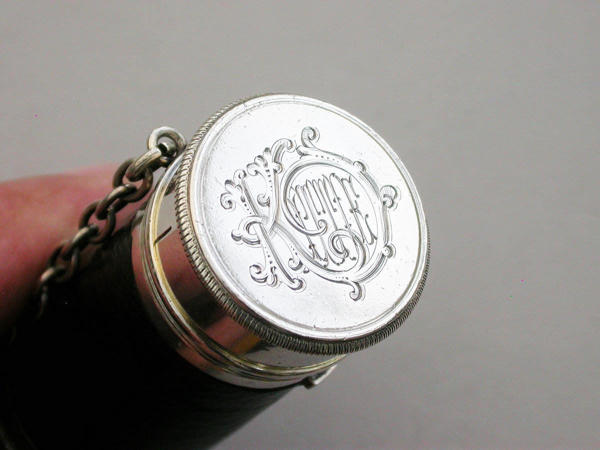 Victorian Novelty Silver Combined Scent Bottle Vinaigrette in the form of a Telescope