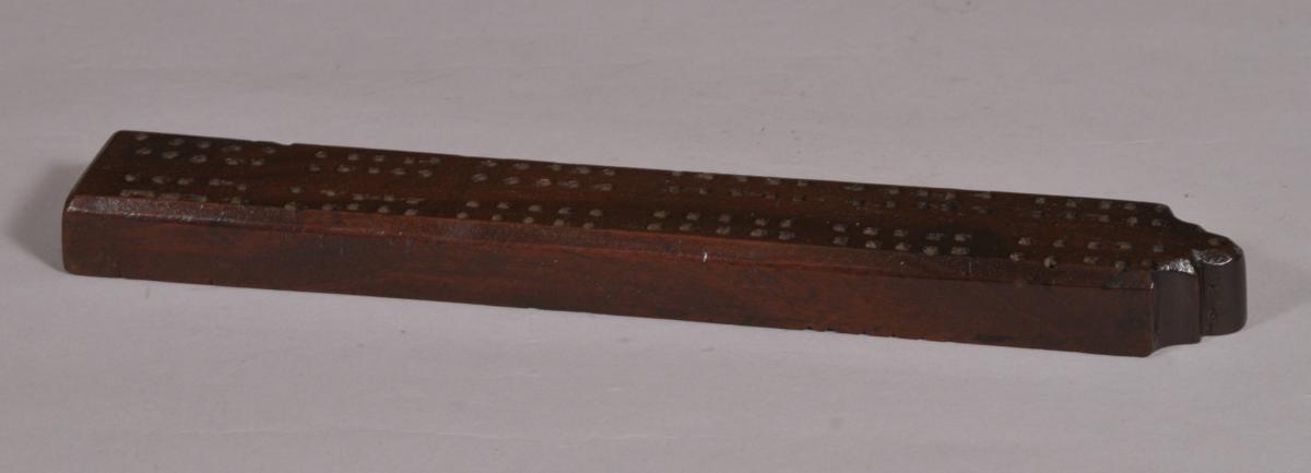 S/4154 Antique Treen 19th Century Mahogany Cribbage Board