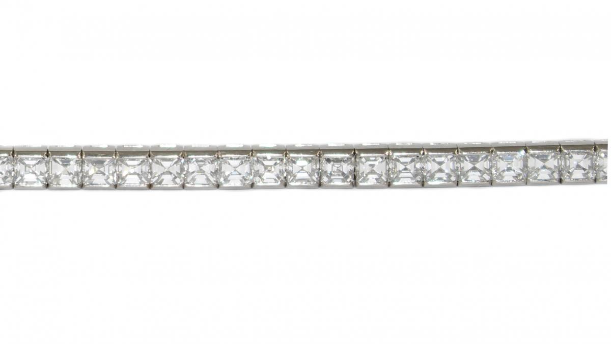 Art Deco Square Diamond Line Bracelet circa 1930