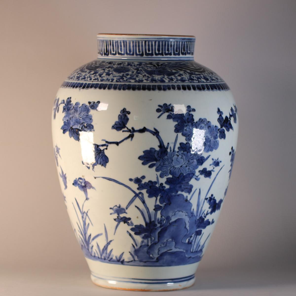 Large Japanese Arita blue and white jar , circa 1680