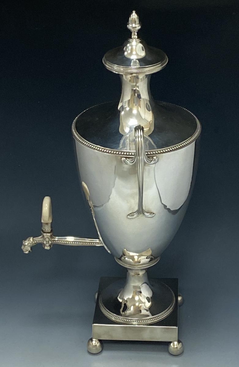 Carter Smith and Sharp Georgian silver tea urn 1779