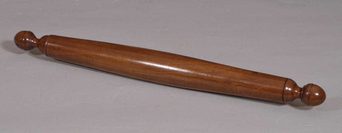 S/4218 Antique Treen 19th Century Yew Wood Rolling Pin