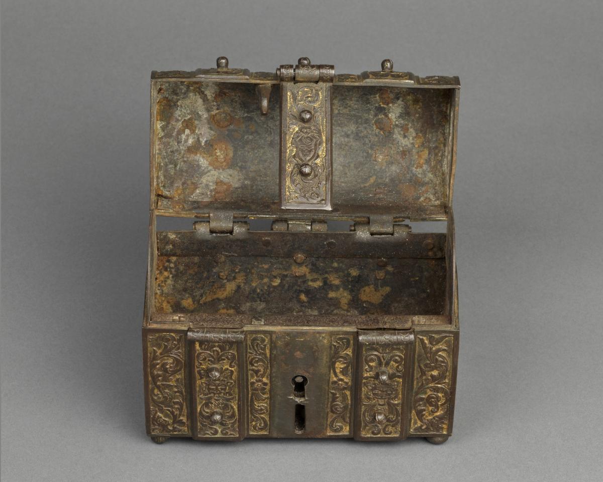 Casket, Engraved iron, with original gilding Italy, Lombardy, second half 16th century