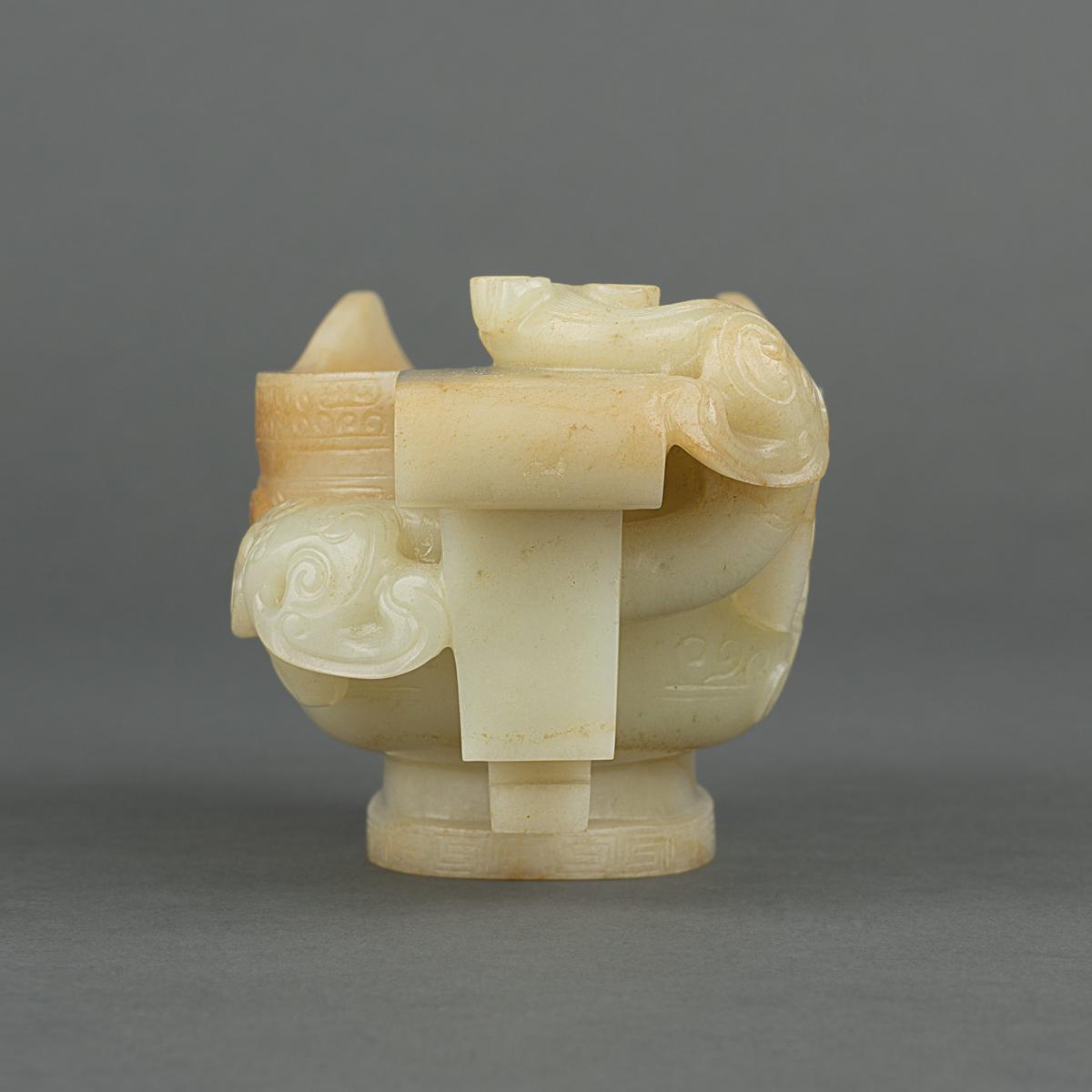 Chinese jade pouring vessel, yi, Late Ming/early Qing dynasty, 17th century