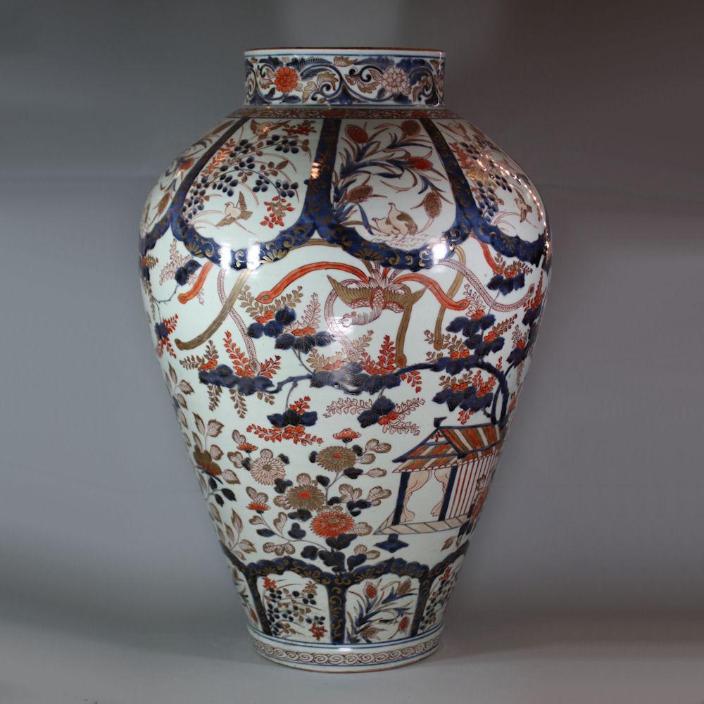 Japanese imari baluster jar, Edo period, late 17th century
