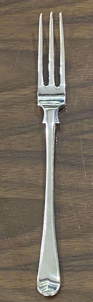 Silver three prong tine forks