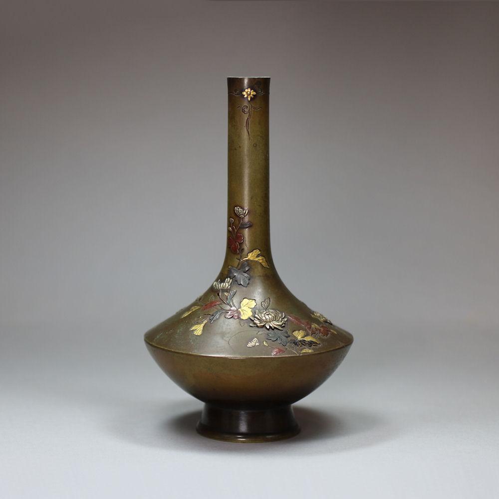 Japanese bronze vase, Meiji (1868-1912)