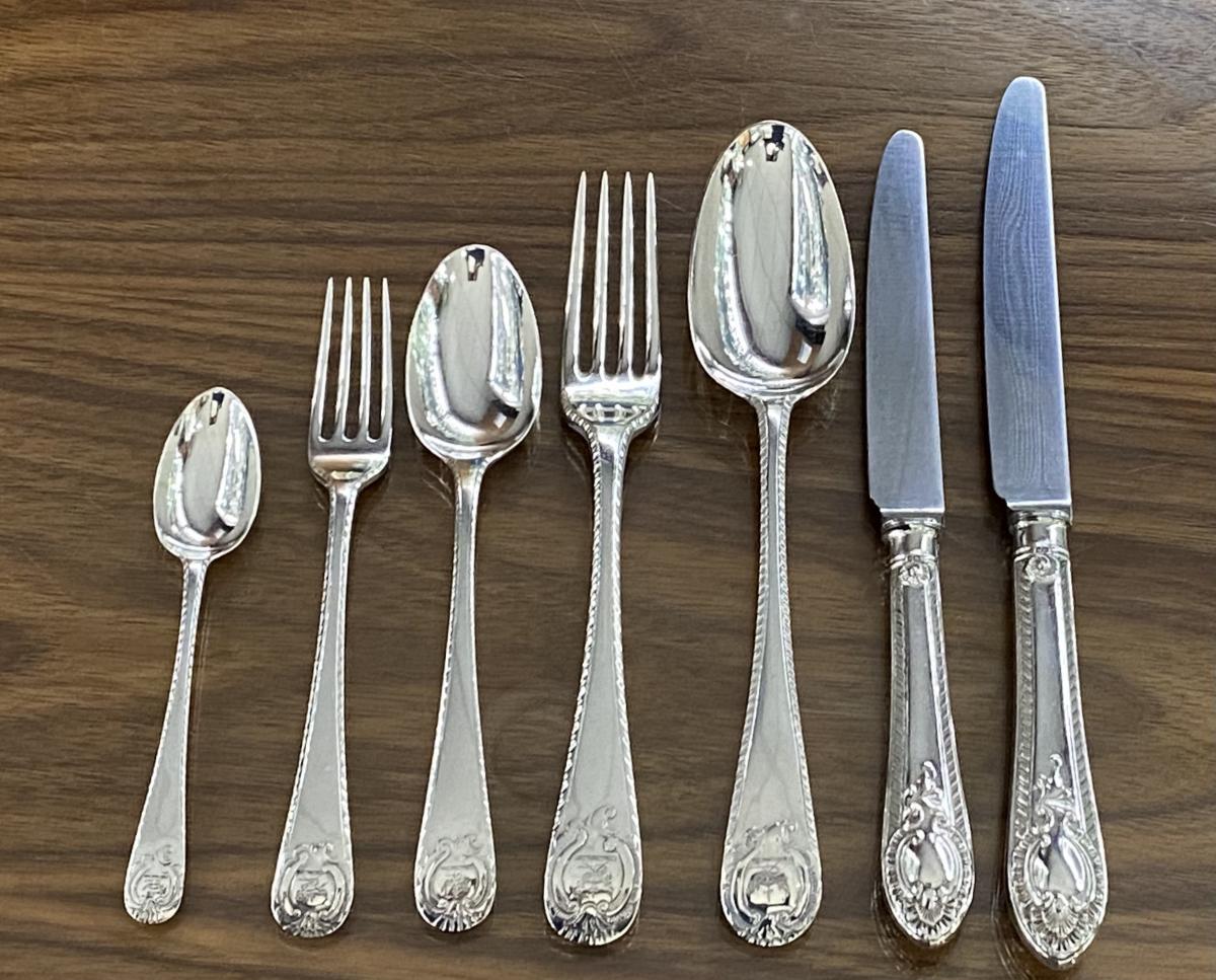 Carrington shield Georgian  silver cutlery flatware 