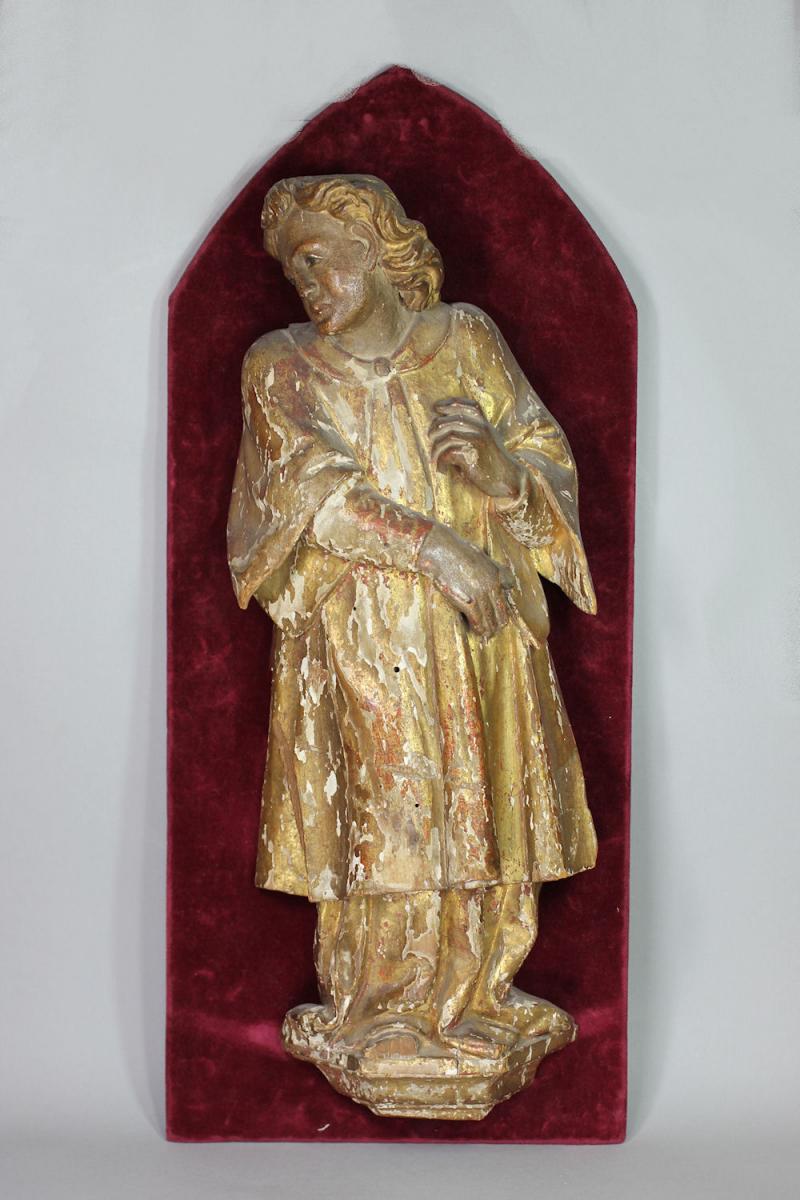 Flemish wooden sculpture of Saint, 17th century