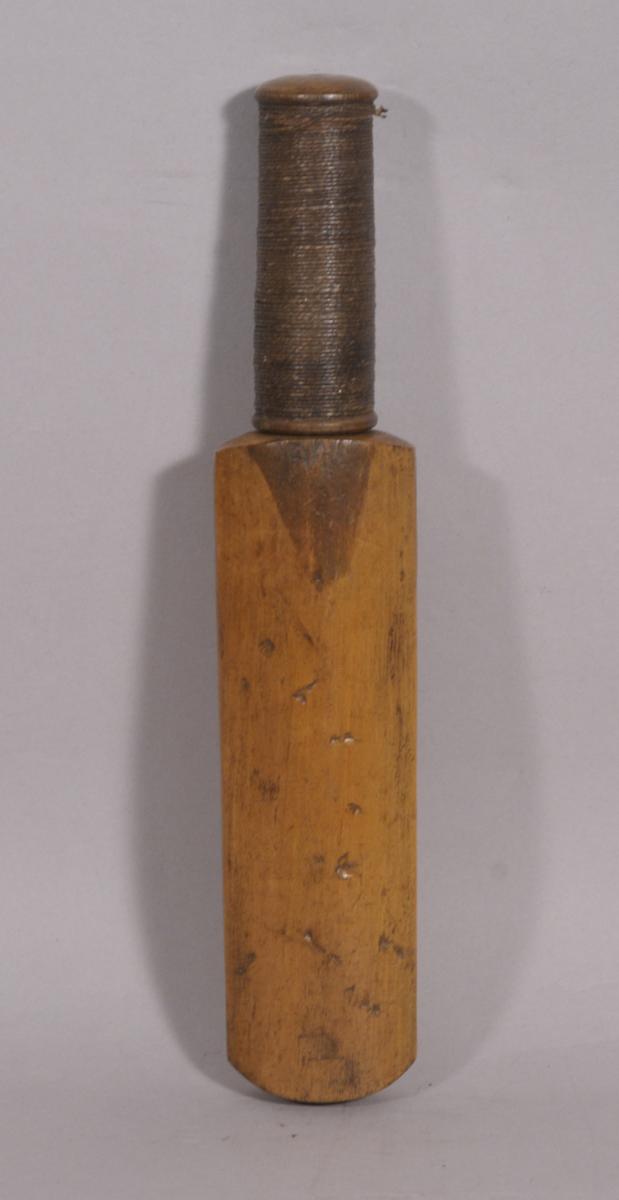 S/4379 Antique Treen 19th Century Pear Wood Needle Case Cricket Bat