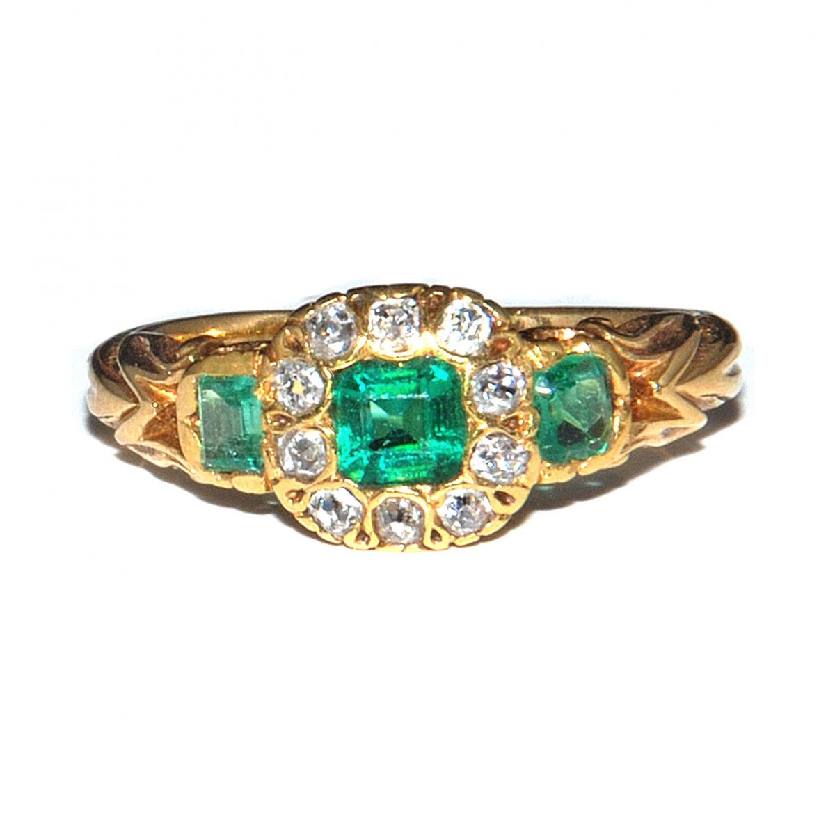 Victorian Square Emerald & Diamond Cluster Ring Emerald Shoulders c.1840