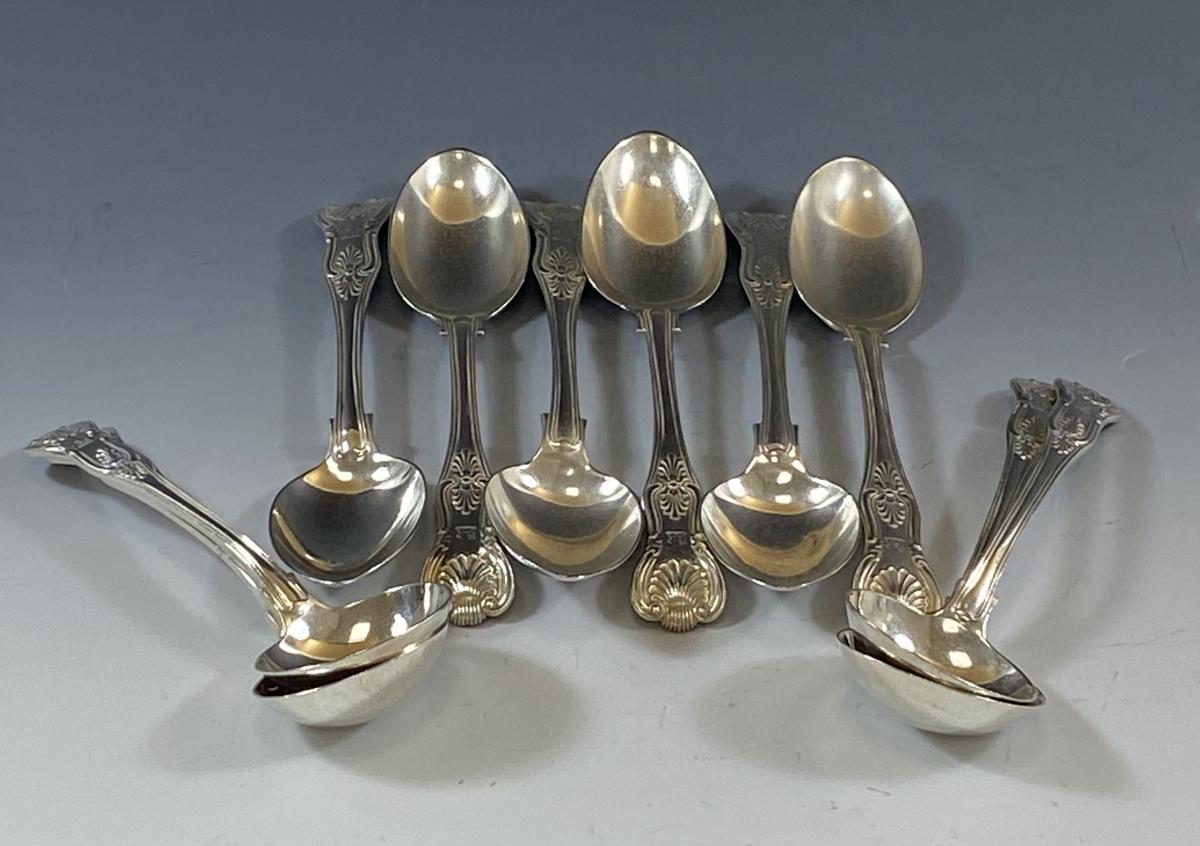 Victorian silver kings flatware cutlery service Charles Boyton eighteen place settings 