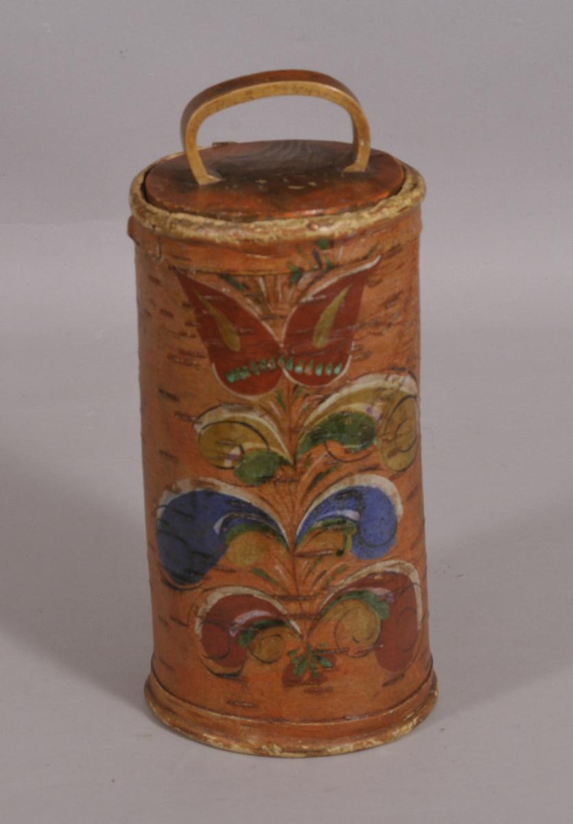 S/4407 Antique 19th Century Folk Art Treen Birch Bark Container