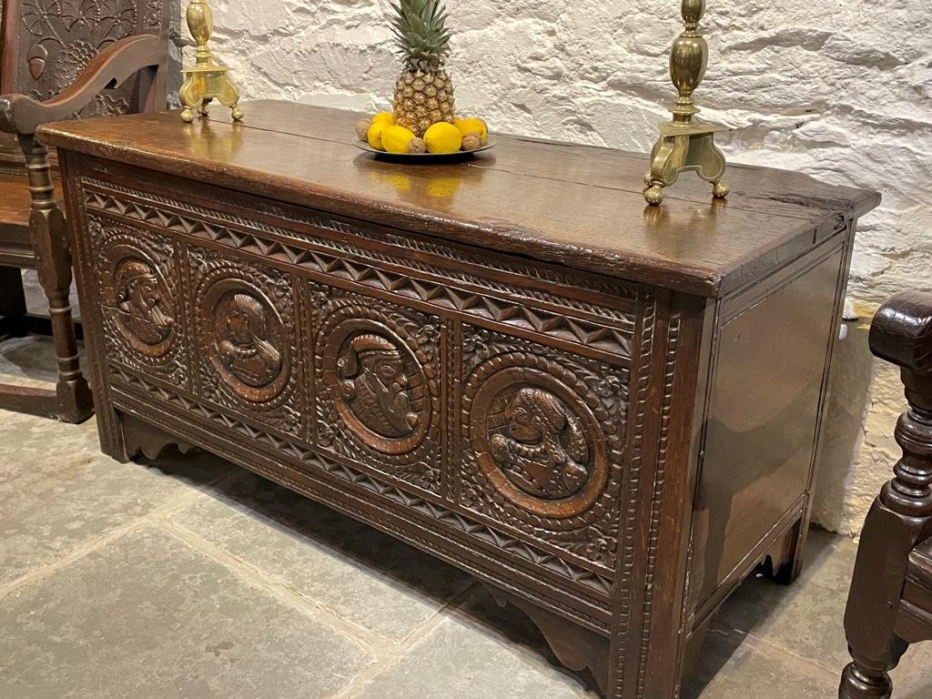 A VERY HIGH STATUS AND STUNNING TUDOR OAK MARRIAGE CHEST.ENGLISH. CIRCA 1540. 