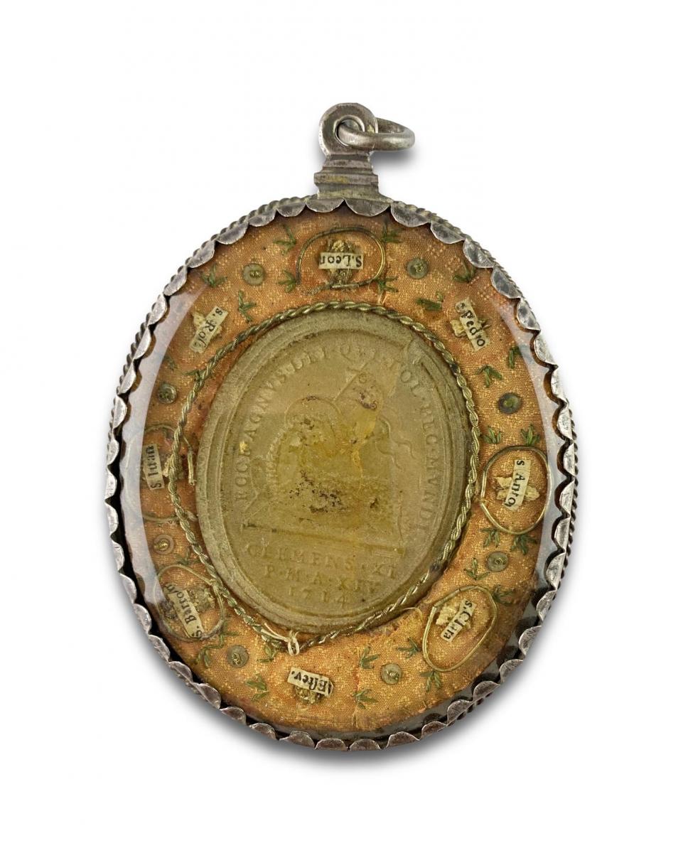 Large silver mounted reliquary pendant. Italian, 18th century