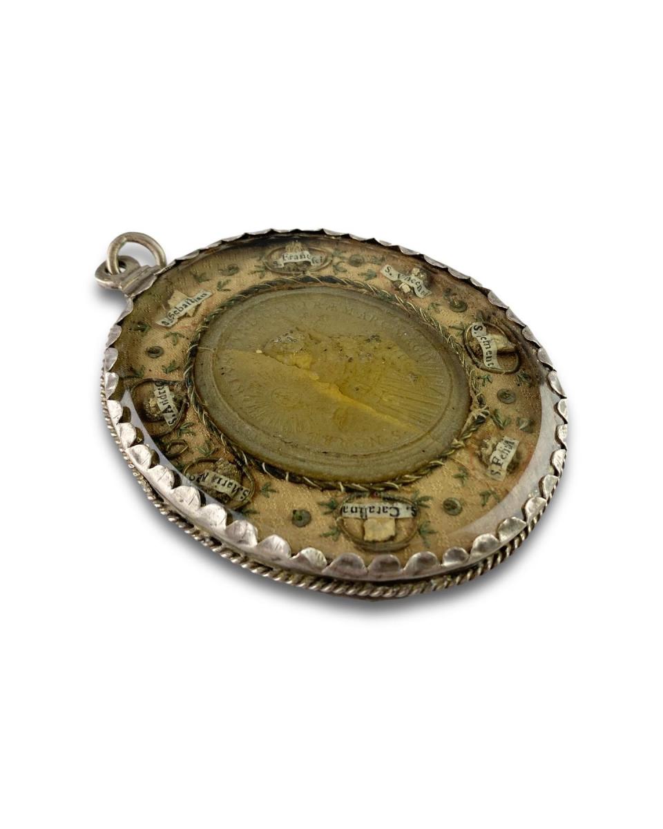 Large silver mounted reliquary pendant. Italian, 18th century