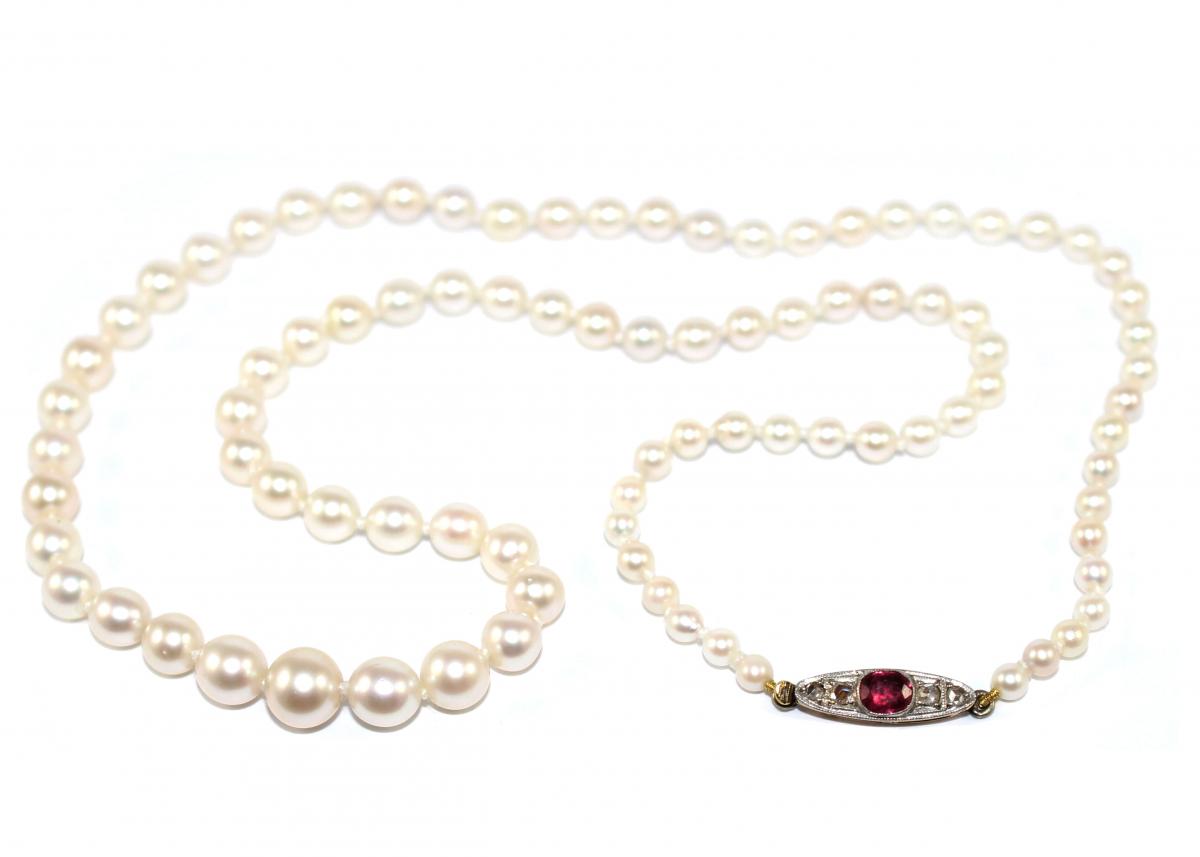 Edwardian Graduated Pearl Necklace, Ruby & Diamond clasp c.1920