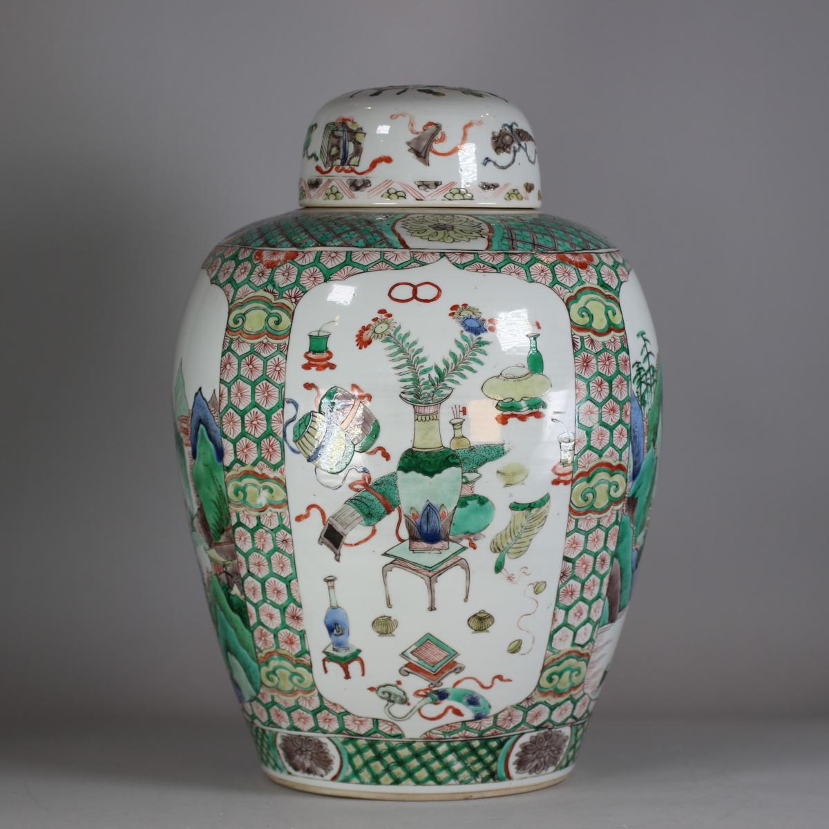 Large Chinese famille verte ovoid jar, Kangxi (1662-1722)