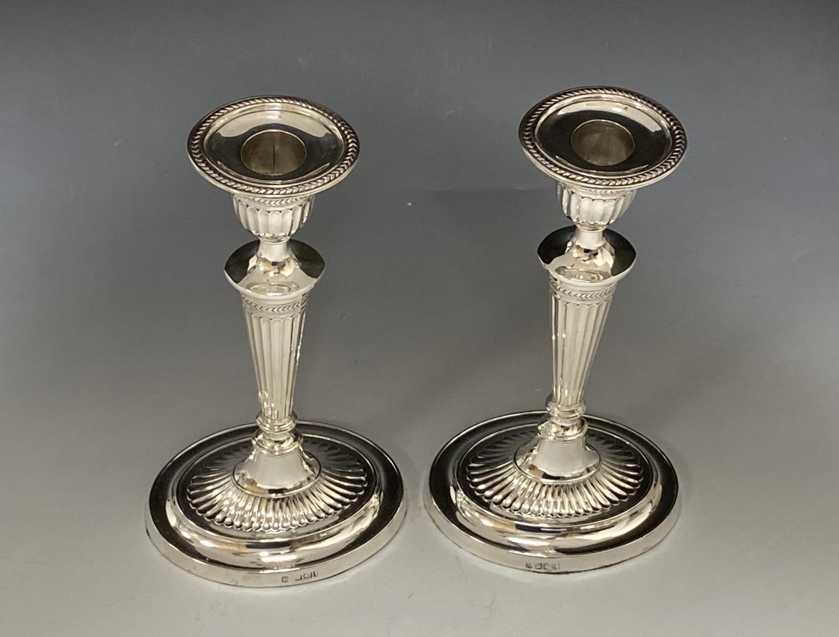 Fordham and Faulkner Georgian silver candlesticks 1901/2
