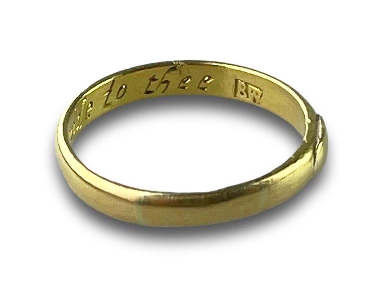 Gold posy ring inscribed ‘Let virtue bee a guide to thee’. English, circa 1700