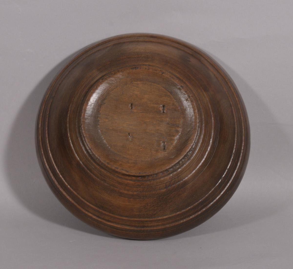 S/4454 Antique Treen Fruitwood Serving Bowl of the Georgian Period
